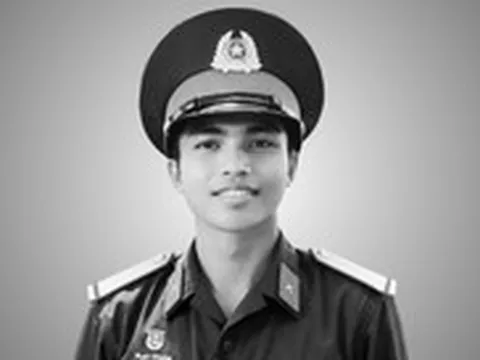 Thăng quân hàm cho chiến sĩ quên mình cứu sống 2 người bị điện giật