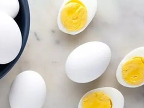 Ăn trứng mỗi ngày, người phụ nữ 54 tuổi nhận "tin vui" sau một năm