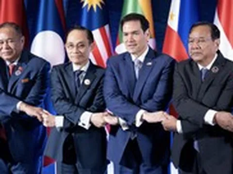 Việt Nam nhắc eo biển Hormuz và thương mại cởi mở tại hội nghị có Ngoại trưởng Mỹ