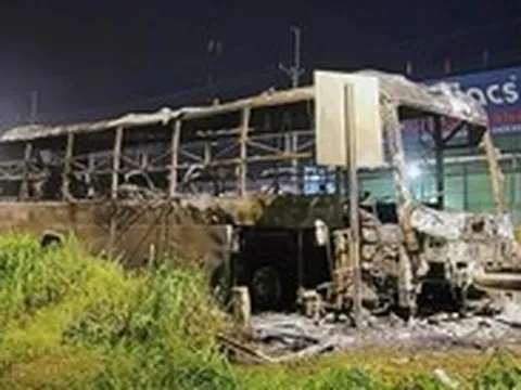 Thương tâm gia đình 4 người tử nạn trong vụ cháy xe khách ở Đồng Nai