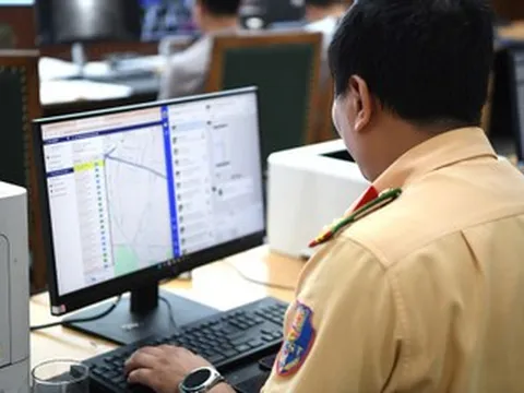 CSGT 'soi' dữ liệu, phát hiện hàng nghìn tài xế vi phạm thời gian lái xe