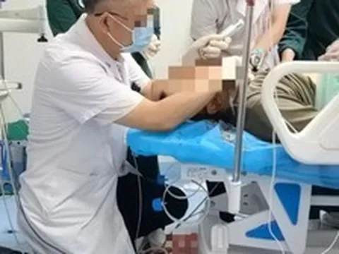 4 người một nhà cùng mắc ung thư phổi dù không ai hút thuốc, bác sĩ nhắc nhở 7 "thủ phạm" tưởng lạ mà quen