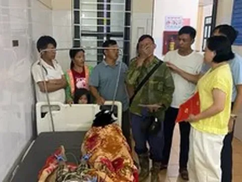 Hai em nhỏ bị sét đánh tử vong