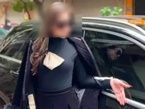 Vụ cào xước ô tô Mercedes: Bị hại yêu cầu bồi thường tổng cộng 600 triệu đồng