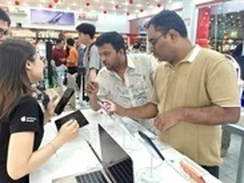Vì sao MacBook, iPad bất ngờ tăng giá hàng triệu đồng tại Việt Nam?