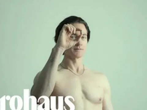 Tỷ phú chi 50 tỷ/năm để "bất tử" thông báo tự nhân bản chính mình để lấy nội tạng thay thế