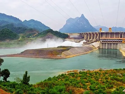 Hồ thủy điện Tuyên Quang mở cửa xả đáy, cảnh báo khẩn vùng hạ du
