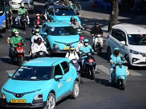 Lần đầu hé lộ doanh thu hãng taxi tỉ phú Phạm Nhật Vượng, 'ăn đứt' truyền thống lẫn công nghệ?