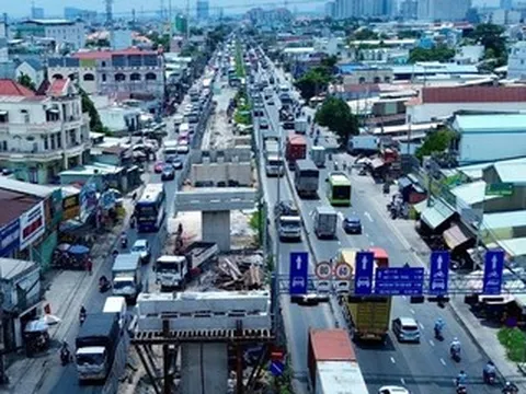 Tăng tốc thi công nút giao gần 400 tỷ đồng giữa 'điểm nóng' kẹt xe ở cửa ngõ TPHCM