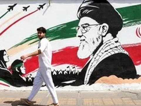 Mỹ hé lộ lý do dừng không kích, Iran phát tín hiệu hạ nhiệt