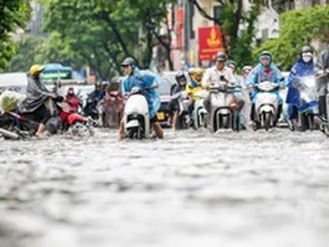 Hà Nội lý giải nguyên nhân ngõ 42 Giang Văn Minh ngập tới 40cm, nước rút chậm