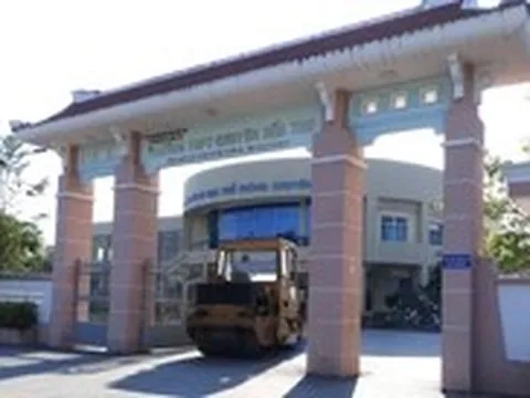 Không chỉ ở Đắk Lắk, thí sinh chỉ đạt 2,25 điểm vẫn vào trường chuyên tại Bến Tre