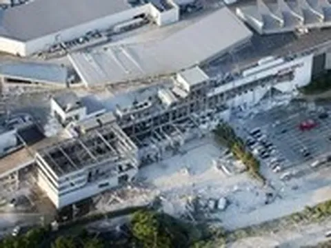 NÓNG: Nổ tại siêu thị Aeon Nhật Bản sau trận động đất 7,1 độ, nhiều người thiệt mạng