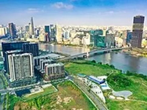 Chế độ tiền lương, tuyển dụng tại các trung tâm tài chính quốc tế được thực hiện như thế nào?