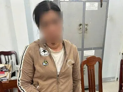 Bắt người phụ nữ trộm túi xách trong bãi giữ xe bệnh viện
