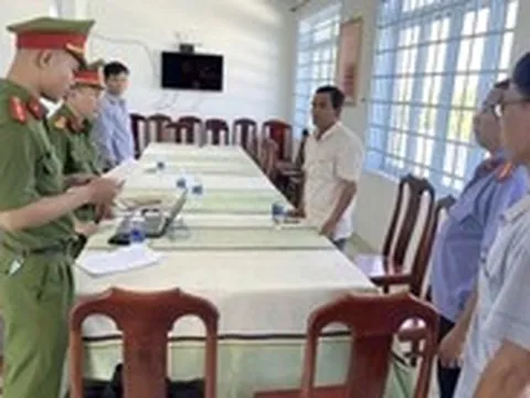 Truy tố nguyên chủ tịch, phó chủ tịch xã tiếp tay vụ lừa đảo gần 15 tỉ đồng
