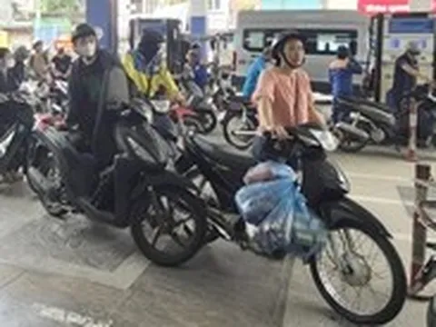 Cục trưởng Trần Hữu Linh: Khan xăng dầu cục bộ, không loại trừ việc bán cầm chừng chờ tăng giá