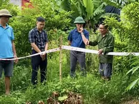 Xuất hiện hố ‘tử thần’ ở Ninh Bình, khuyến cáo người dân sơ tán