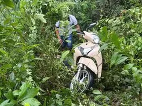Xe máy lao xuống vực, mẹ tử vong, con bị thương nặng