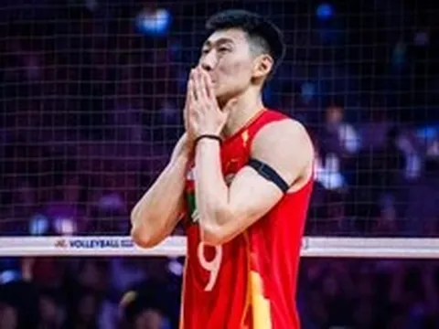 Ngôi sao Trung Quốc mắc lỗi ngớ ngẩn, dâng chiến thắng cho Nhật Bản ở siêu giải bóng chuyền