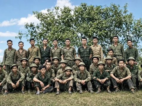 Hồi sinh nhiều di ảnh tìm thấy ở hố chôn tập thể, mở hy vọng gọi tên liệt sĩ