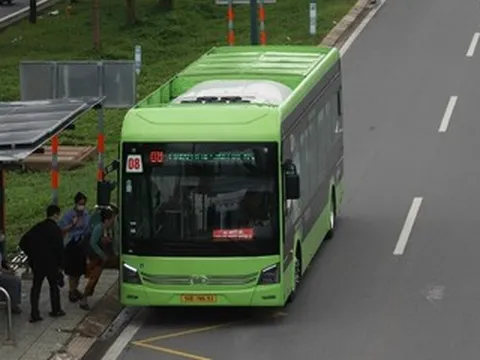 Sau 8,5 triệu lượt khách đi miễn vé, TPHCM tính mở làn riêng cho xe buýt
