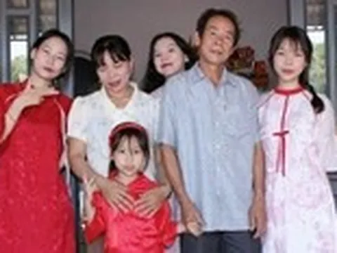 Nhà toàn 'công chúa' vẫn vui ơi là vui