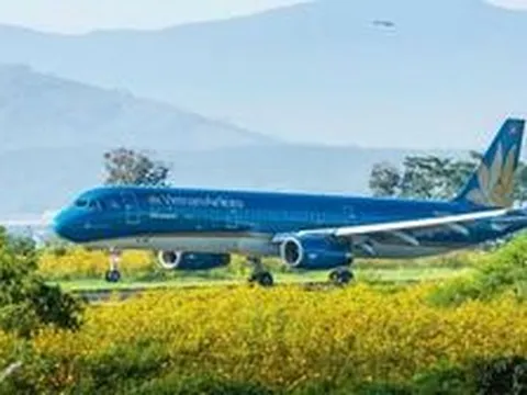 Đổ xô săn vé máy bay đến tỉnh lớn nhất Việt Nam, chuyện gì đang xảy ra?