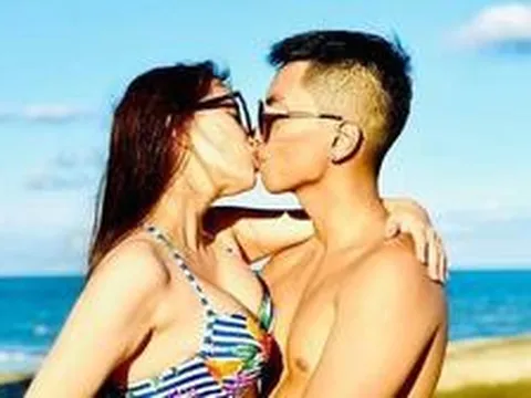 Chồng kém 11 tuổi của nữ viện trưởng nổi tiếng SN 1982: "Xong, chết trong nụ cười của nàng"