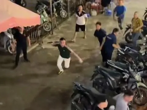 Công an vào cuộc xác minh vụ hỗn chiến tại quán ăn ở Hà Nội