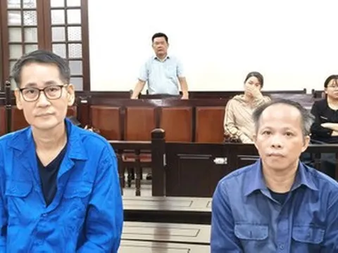 Trả hồ sơ vụ đạo diễn Lê Minh tạt sơn vào nhà con nợ