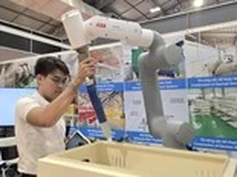 Đến EMA Vietnam 2026 xem robot nhả sơn, giải bài toán năng suất và xanh hóa sản phẩm