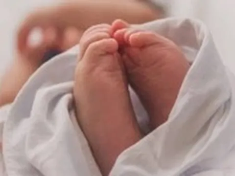 Bộ Y tế đề xuất ngăn tình trạng trẻ vị thành niên sinh con sớm tại 16 tỉnh, thành