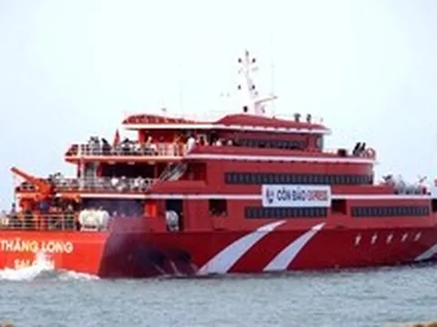 Gặp sự cố bất ngờ, tàu cao tốc Vũng Tàu - Côn Đảo phải quay đầu