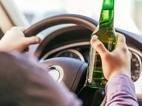 Nhiều lần lái xe khi say rượu, nam tài xế Mỹ lĩnh án 50 năm tù