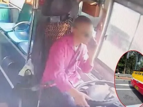 Danh tính tài xế xe buýt Hà Nội dùng điện thoại khi lái xe bị Cục CSGT yêu cầu xử lý