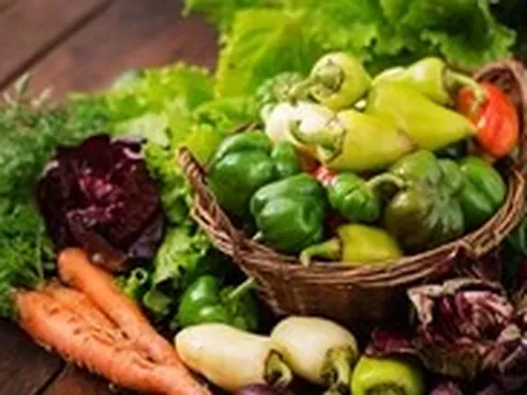 Chế độ ăn nào giúp cân bằng trạng thái sức khỏe tinh thần, giảm nguy cơ bệnh mạn tính?