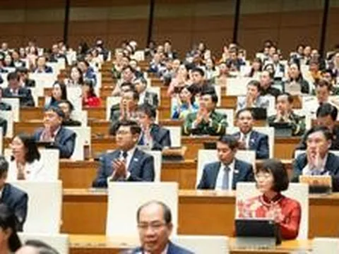 Quốc hội xem xét, quyết định công tác nhân sự và lập 2 thành phố trực thuộc Trung ương