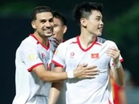 Trực tuyến Indonesia - Việt Nam (20h30): HLV Kim Sang Sik bất ngờ để Xuân Son, Hoàng Hên dự bị