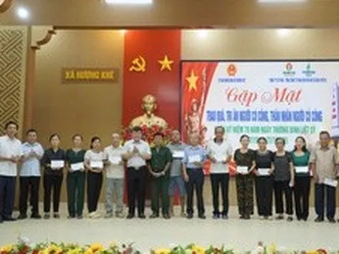 Phân bón Cà Mau trao 600 triệu đồng tri ân ngày 27/7