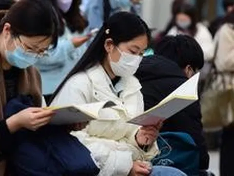 Vay 2,7 tỷ đồng để học tiến sĩ, người phụ nữ 32 tuổi sau đó phải gửi 200 hồ sơ, chật vật tìm việc suốt 16 tháng