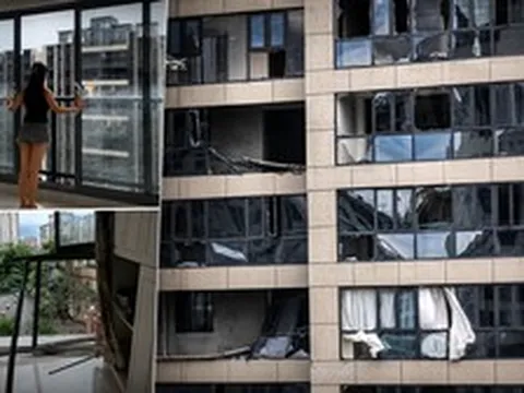 Trời có bão, tuyệt đối đừng đứng sát cửa kính phòng khách: Một phút chủ quan có thể trả giá rất đắt