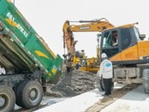 Hơn 500 nhân sự xuyên đêm nâng cấp, sân bay Cà Mau  dự kiến khai thác bay trở lại vào tháng 11