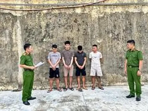 Hà Tĩnh: Khởi tố 4 đối tượng về tội Mua bán, Tổ chức sử dụng trái phép chất ma túy