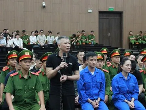 Tổ chức "tiệc ma túy" trong quán karaoke ở Hà Nội, thu lợi tiền tỷ