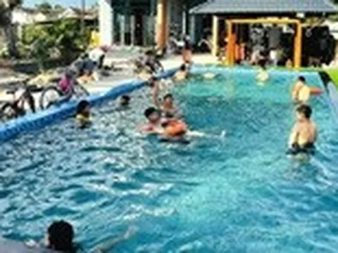 Tin đồn clo trong nước máy, hồ bơi gây bệnh tuyến giáp: Bác sĩ nói gì?
