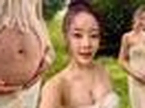 Nữ ca sĩ rạng rỡ khoe bụng bầu 7 tháng, dân tình phải xuýt xoa "đúng là bà bầu xinh nhất nhì showbiz"