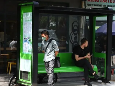 TP.HCM tiếp tục hoàn thiện mẫu nhà chờ xe buýt mới từ góp ý của người dân
