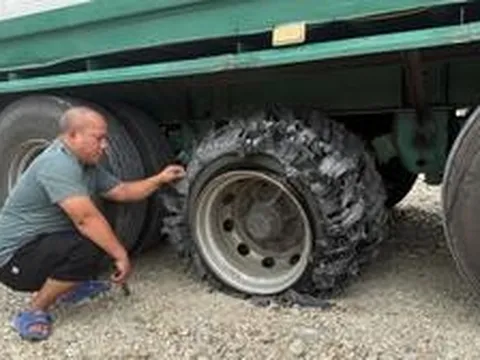 Xe đầu kéo làm rơi sắt nhọn trên cao tốc: Tài xế không có bằng lái lúc kiểm tra