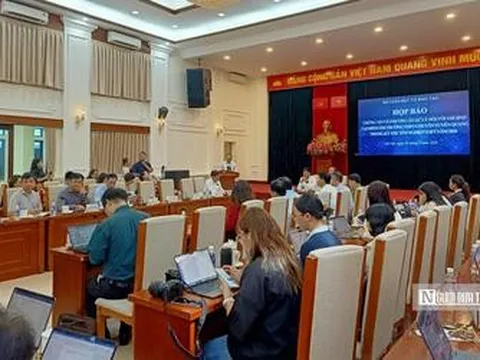 Vì sao chưa công bố kết luận điều tra cuối cùng nhưng Bộ GD&ĐT đã quyết định tổ chức thi lại?